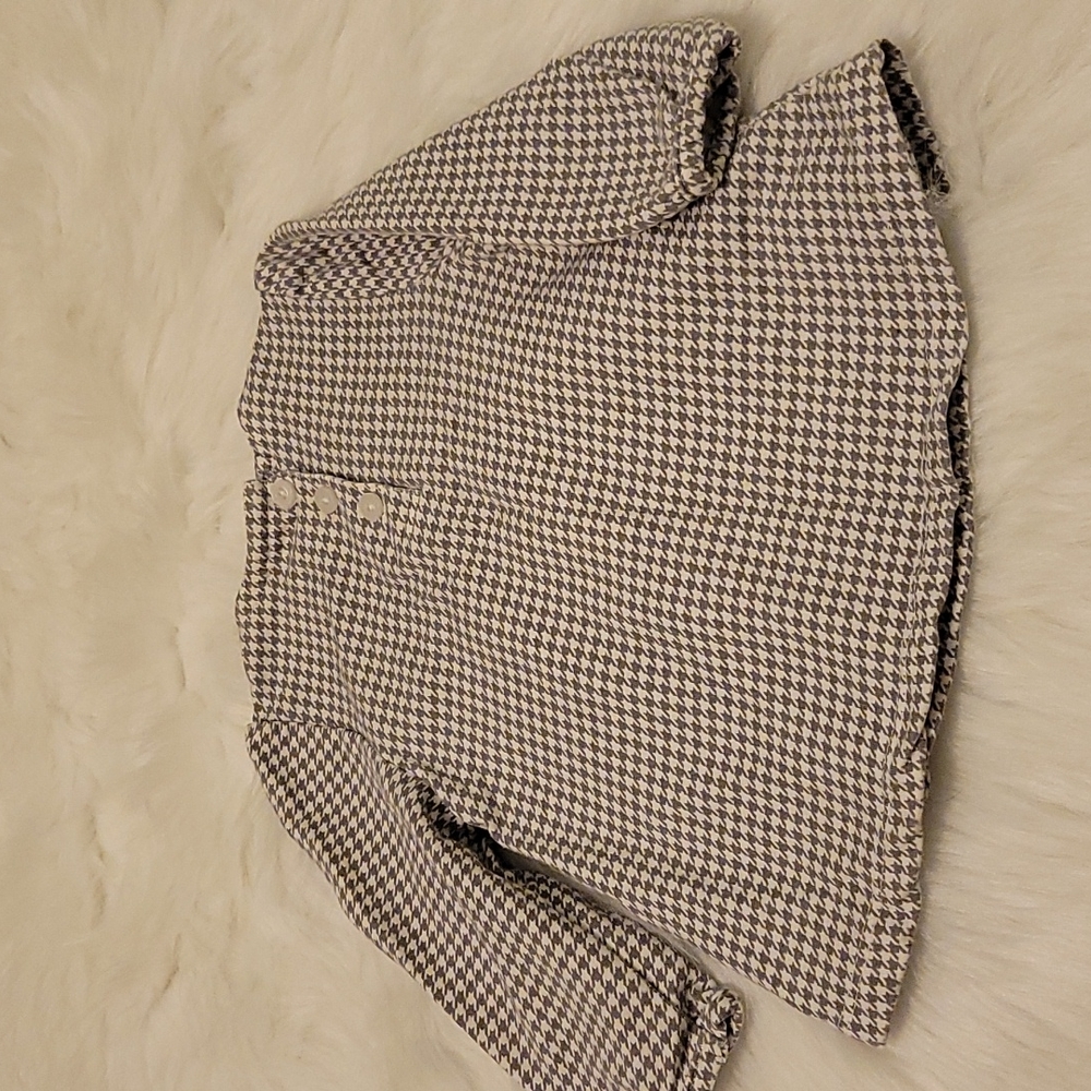 Calvin Klein Houndstooth Pleated Shirt - 6-9 Mos. - Picture 6 of 8